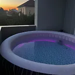 Isola Appartement Neviđane