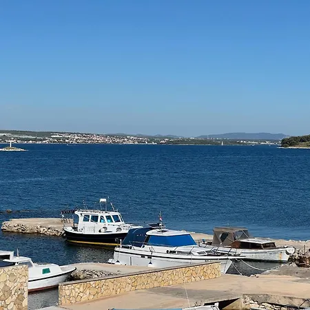 Isola